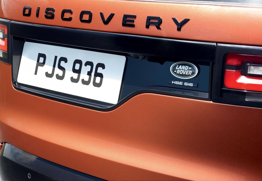 Детали экстерьера Land Rover Discovery HSE 2017 года  (фото 34 из 96)